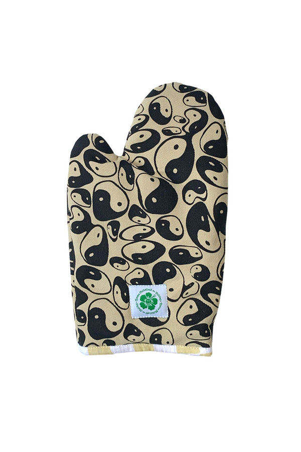 Yin Yang Oven Mitt - Tan / Black