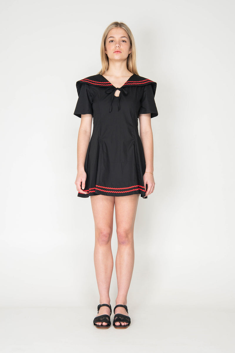 black dress red trim Sailor black winter formal dress The vintage style and Courtney Love 90s Baby Size:3 — L