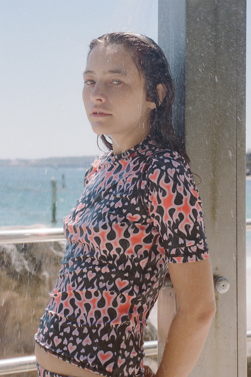 Flame Rashie - Black/Red