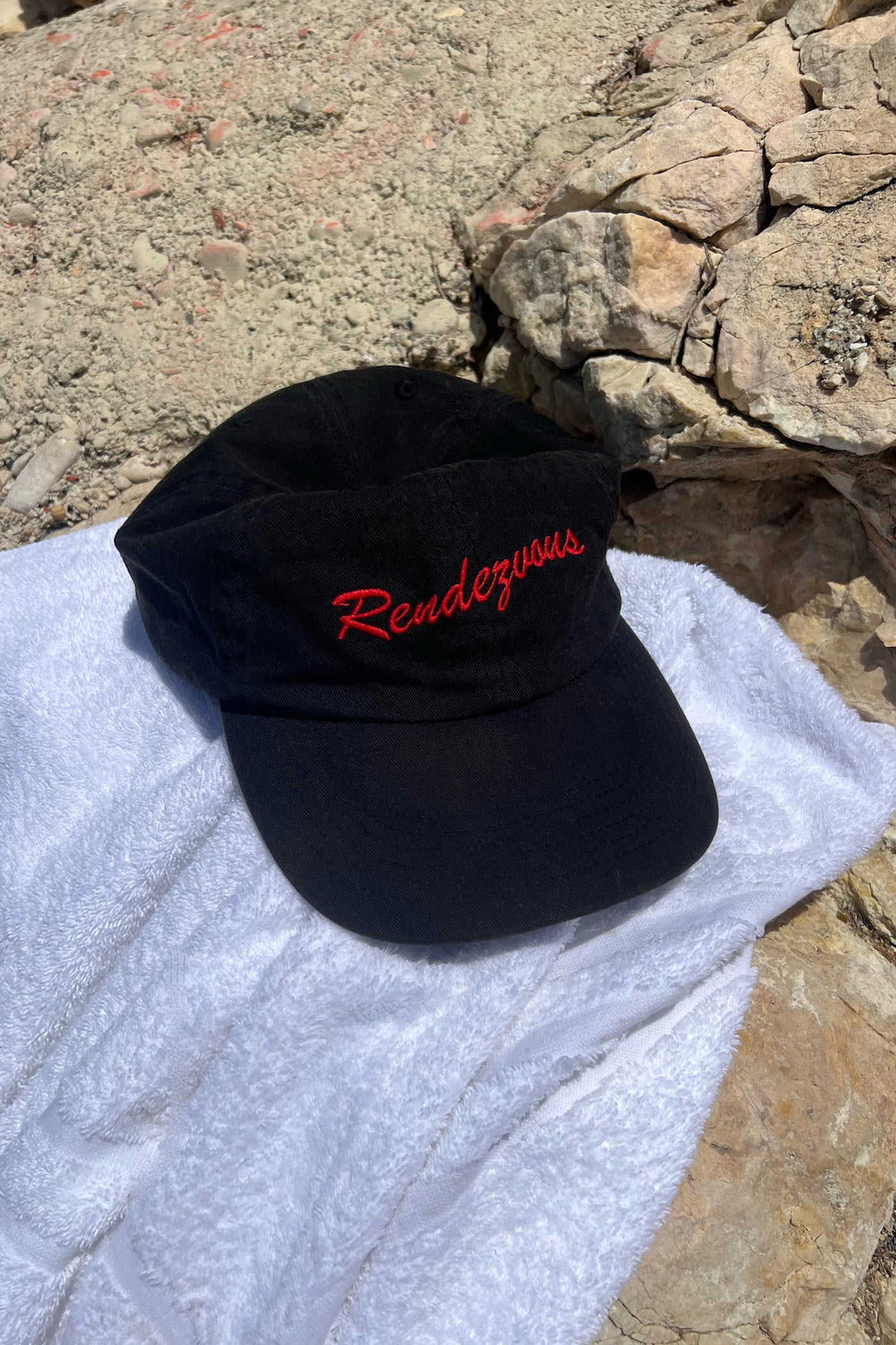 Rendezvous Cap – Emma Mulholland on Holiday